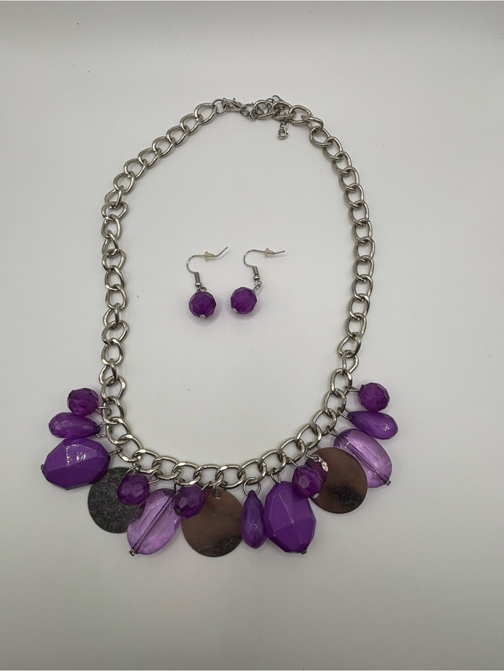 Purple Beaded Necklace Earrings Set Silver Tone Chunky NWOT - Picture 2 of 3
